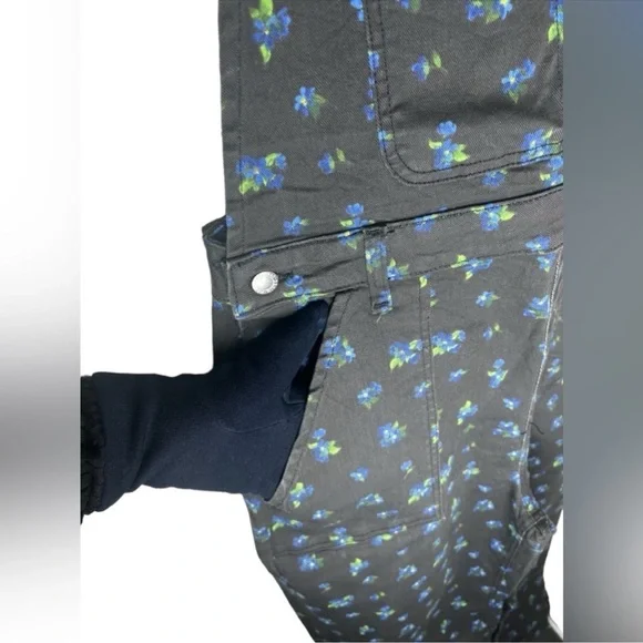 WeWoreWhat Women's Slouchy Slit Overalls In Watercolor
Ditsy Jumpsuit - Picture 6 of 12